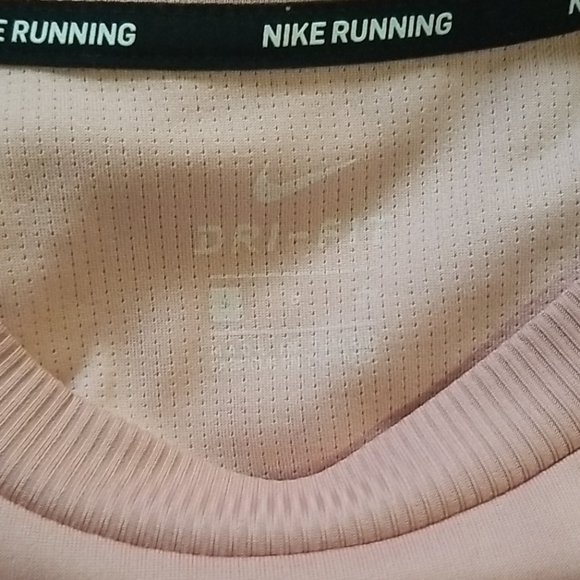 Nike Dri-Fit pullover - Picture 4 of 5